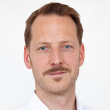 Dr. Michael Bartl